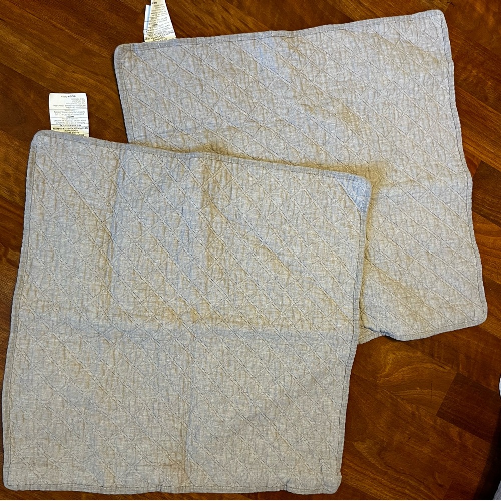 NWOT LINEN BLEND EURO SHAMS
